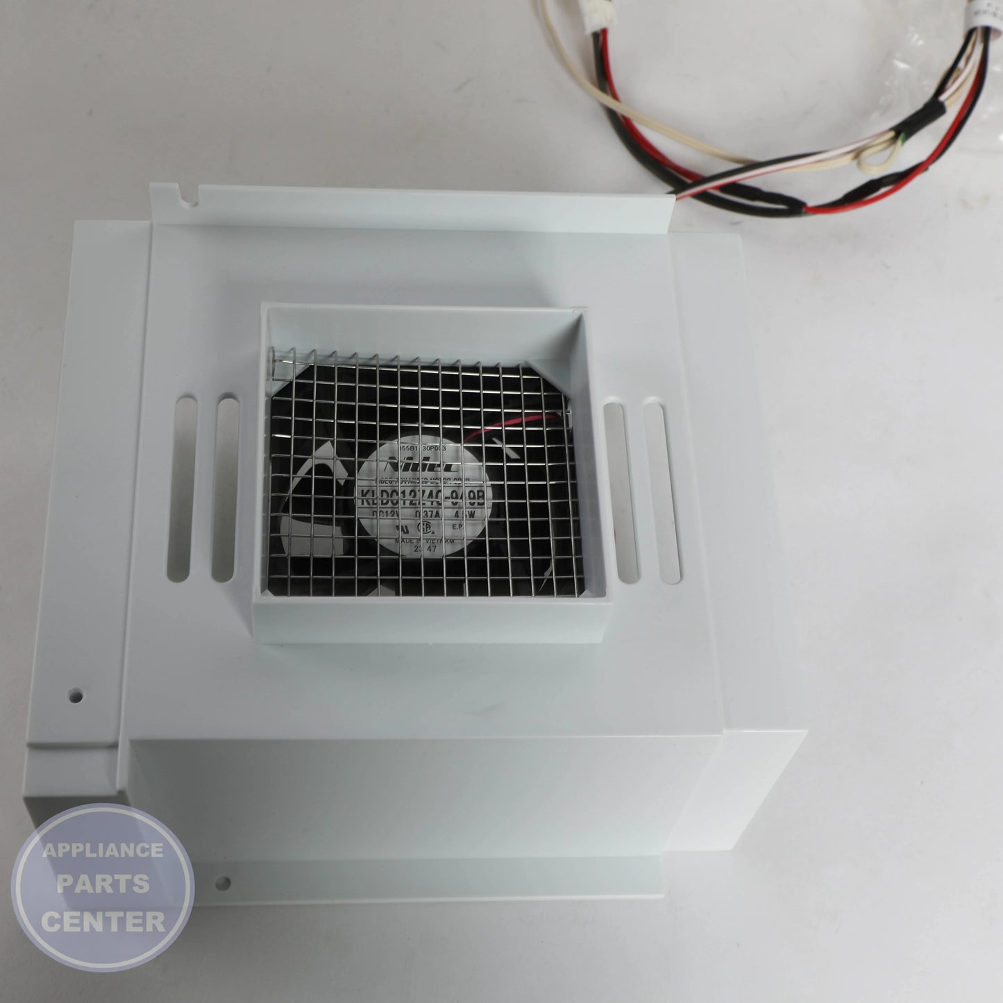 QC HOUSING ASM KIT WR31X20917 - Side view with specific measurements
