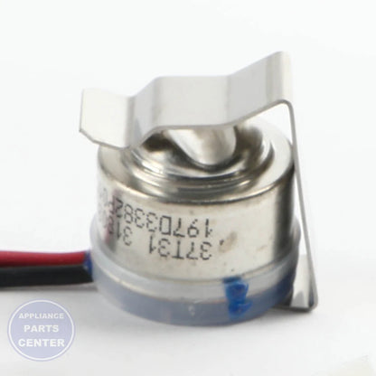 GEH WR50X10105 TOD EVAP - Installation in GEH model showing key mounting points