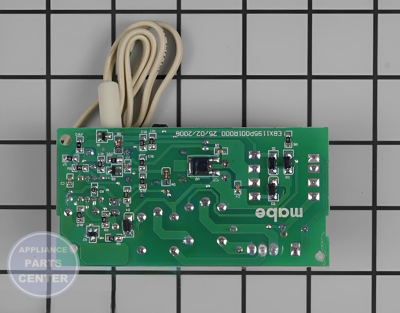 Control Board WR55X10837 - Detailed view of timer and circuit specifics
