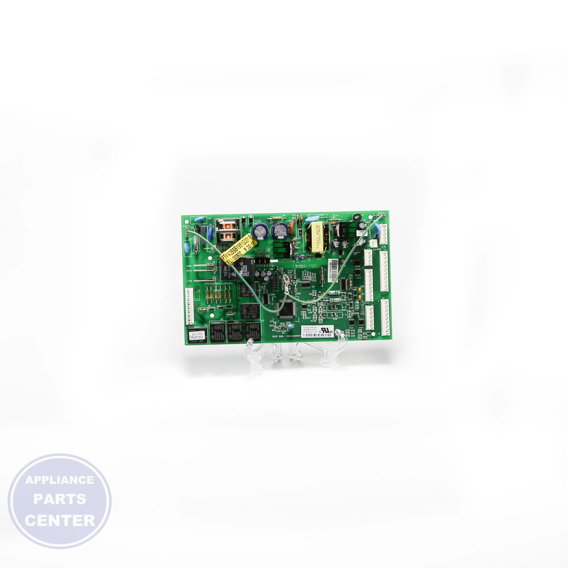 GEH BOARD ASM MAIN CONTROL WR55X23354 - Installation in specific model showing mounting points