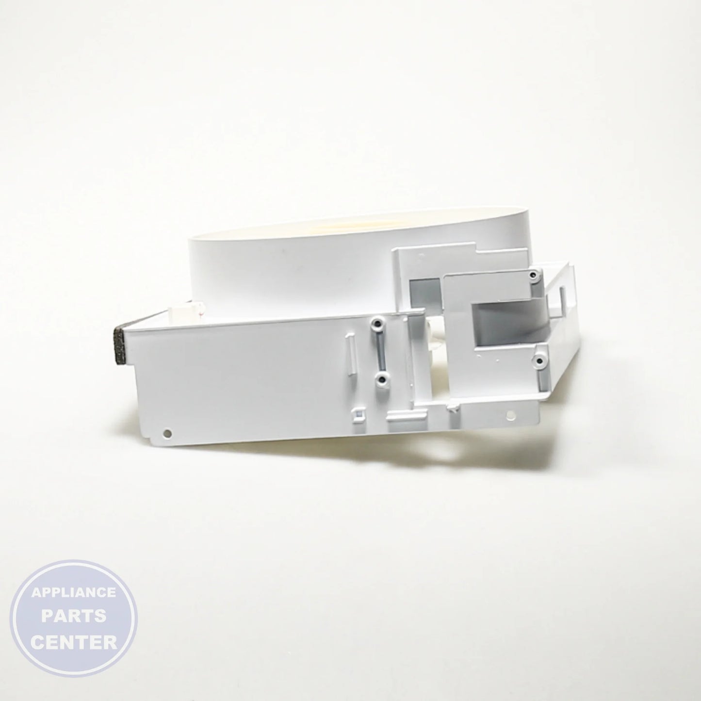 GEH CONDENSER FAN ASM WR60X10177 - Installation in specific model showing easy mounting points