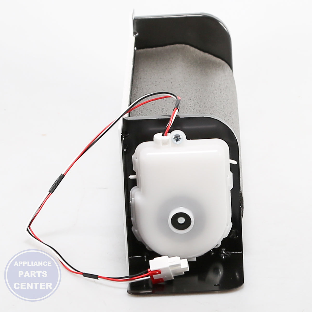 GEH ASSY-FAN MOTOR REF WR60X10179 - Installation in GEH model showing mounting points