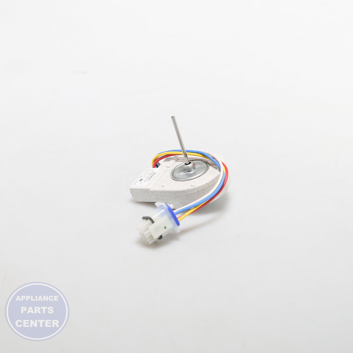 GEH MOTOR ASM REF FAN. WR60X10196 - Installation in specific model illustrating key mounting points