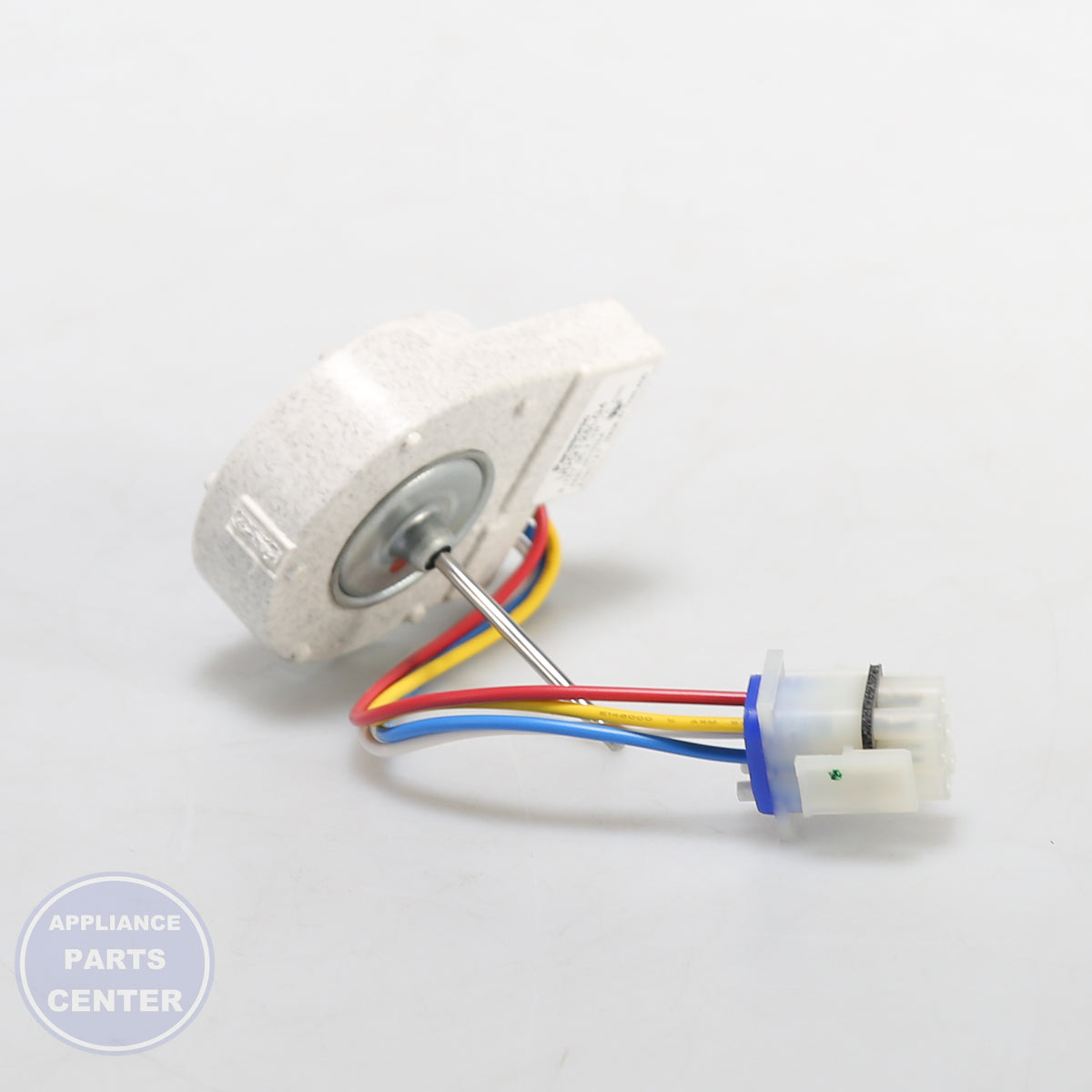 GEH MOTOR ASM REF FAN. WR60X10196 - Installation in specific model illustrating key mounting points