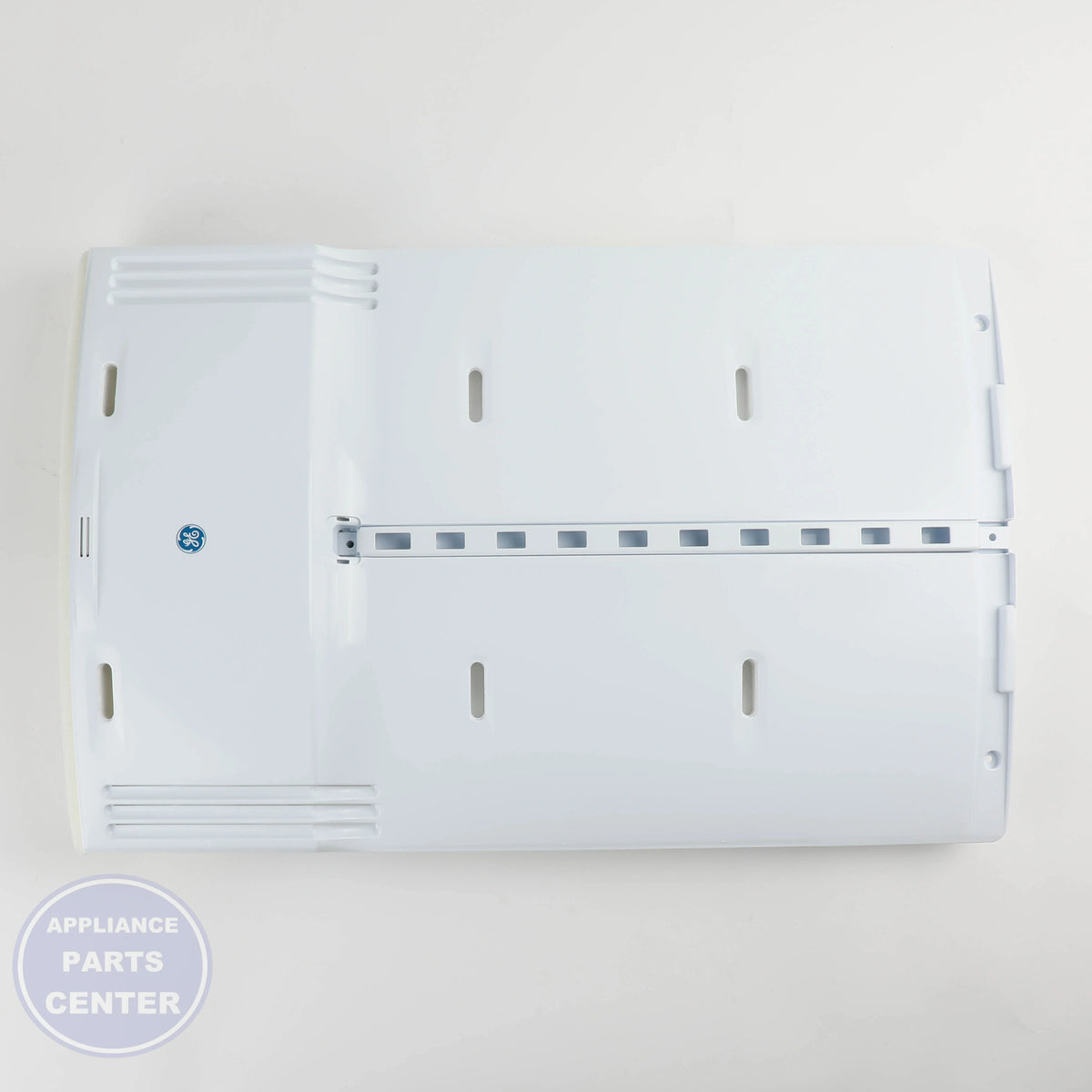 GEH EVAP COVER ASM WR60X10273 - Installation in specific GEH model showing mounting points