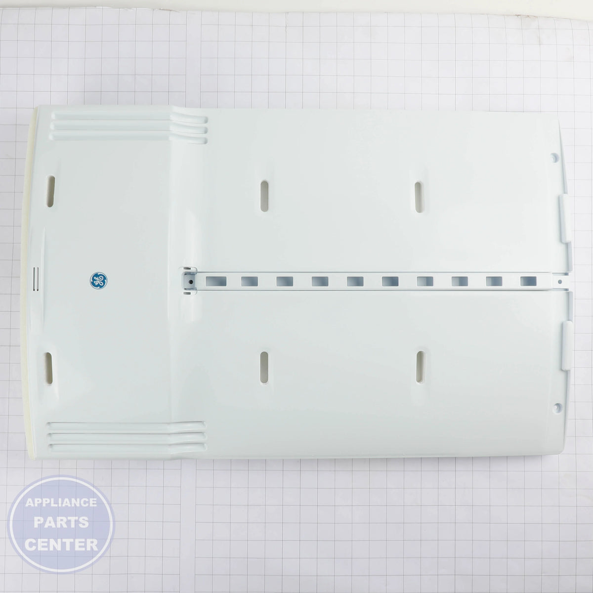 GEH EVAP COVER ASM WR60X10273 - Installation in specific GEH model showing mounting points