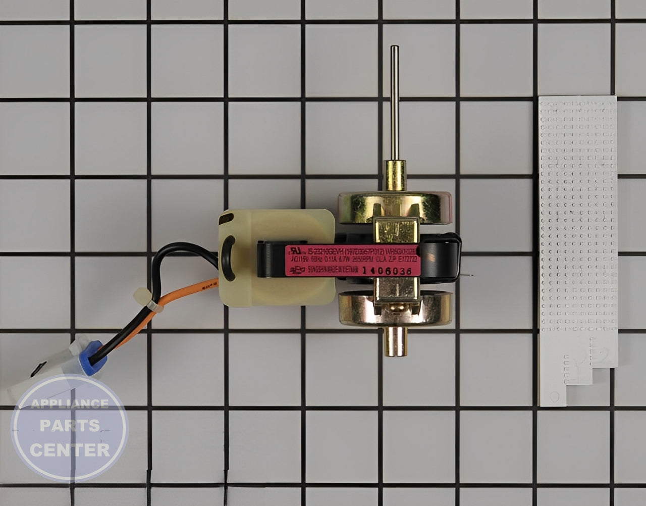 GE REFRIGERATOR EVAPORATOR FAN MOTOR SERVICE WR60X21886 - Main view showing optimal airflow for GE Refrigerators