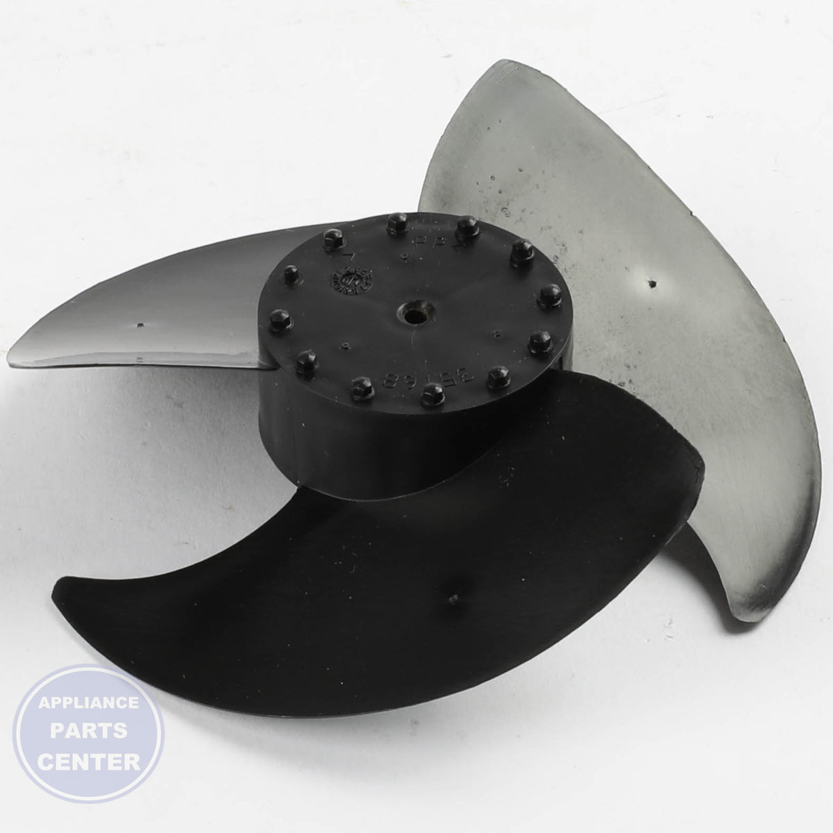 EVAPORATOR FAN BLADE WR60X41627 - Detailed view of high-quality cooling performance