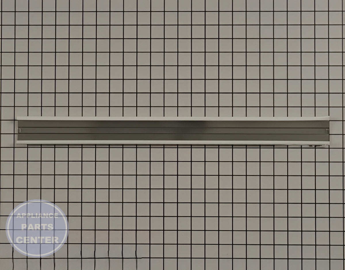 Shelf Retainer Bar WR71X10080 - Side view with 24-inch length