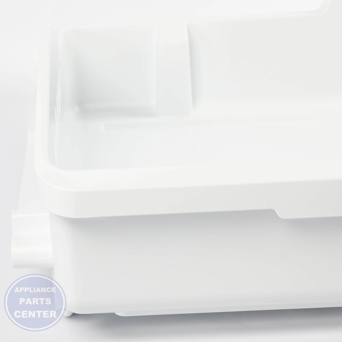 FREEZER UPPER BASKET WR71X30132 - Side view with 25 lbs storage capacity