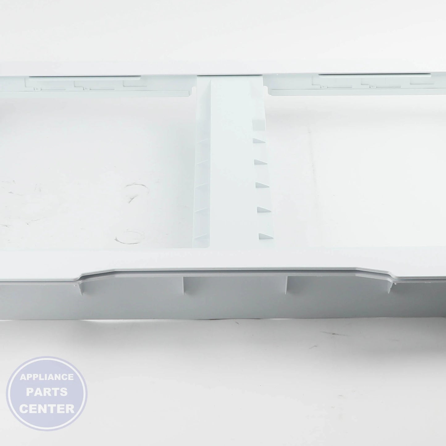 GEH VEGETABLE DRAWER COVER WITH GLASS WR71X42025 - Installation in specific model showing easy mounting points