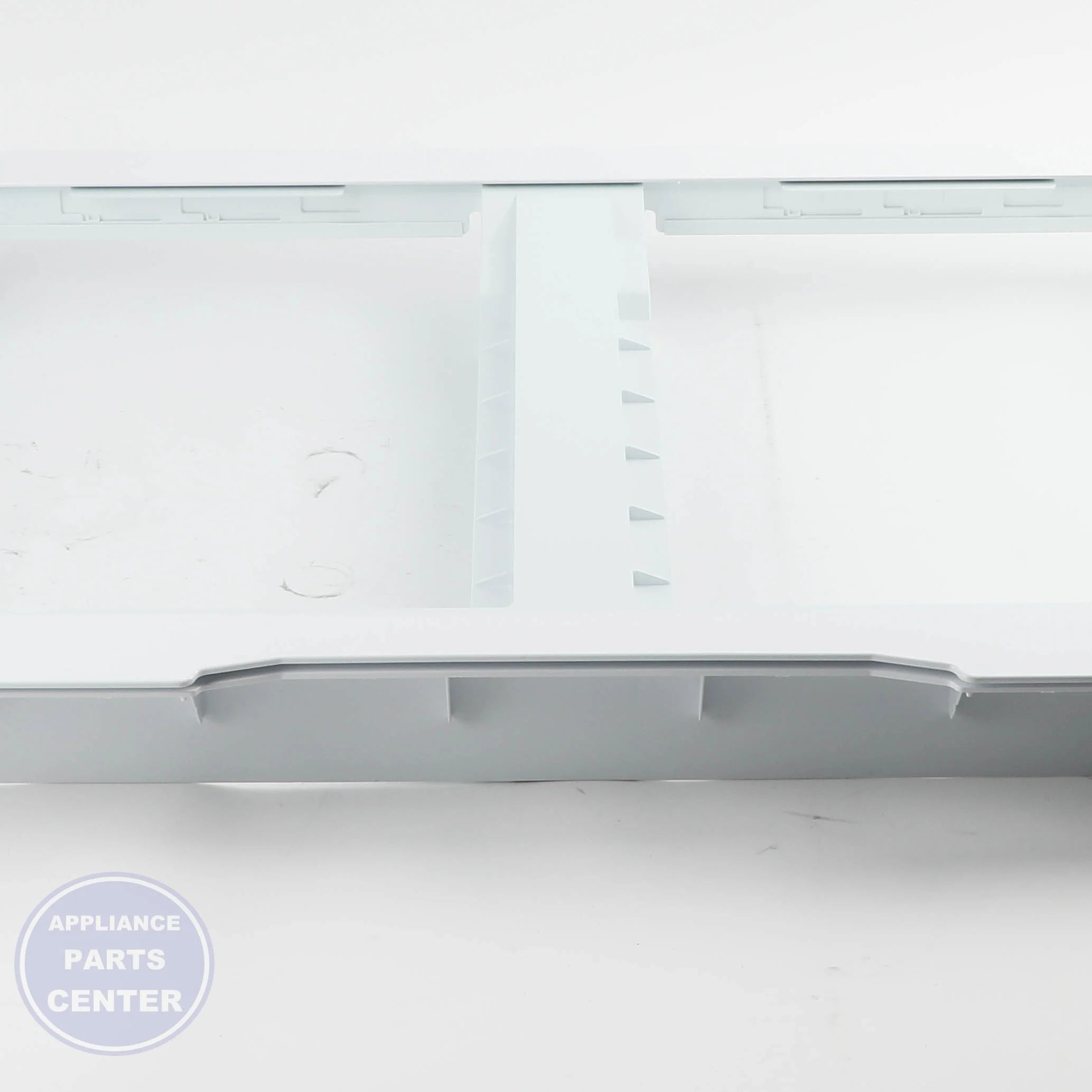 GEH VEGETABLE DRAWER COVER WITH GLASS WR71X42025 - Installation in specific model showing easy mounting points
