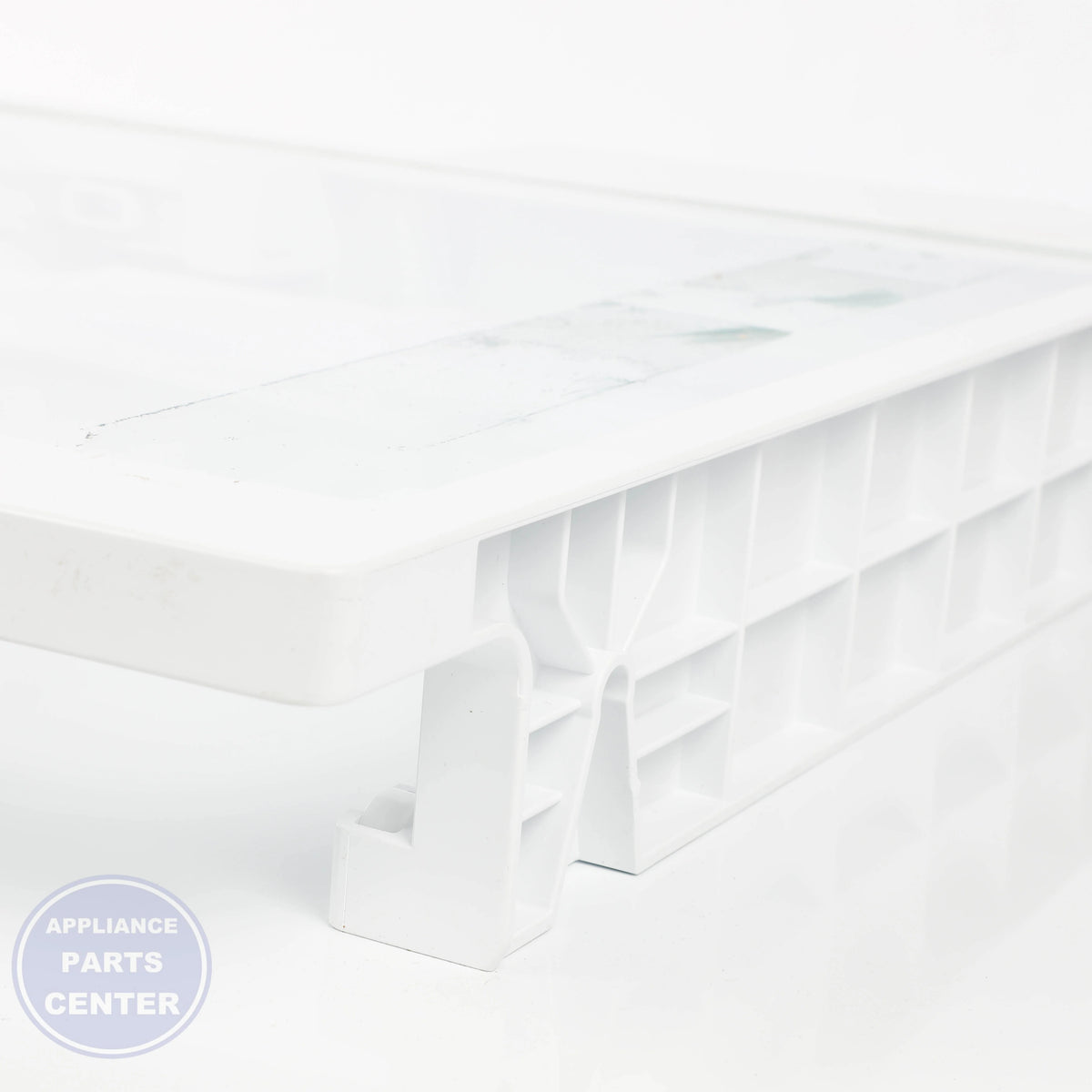 FULL-WIDTH DRAWER COVER WITH GLASS WR71X42032 - Detailed view of durable material