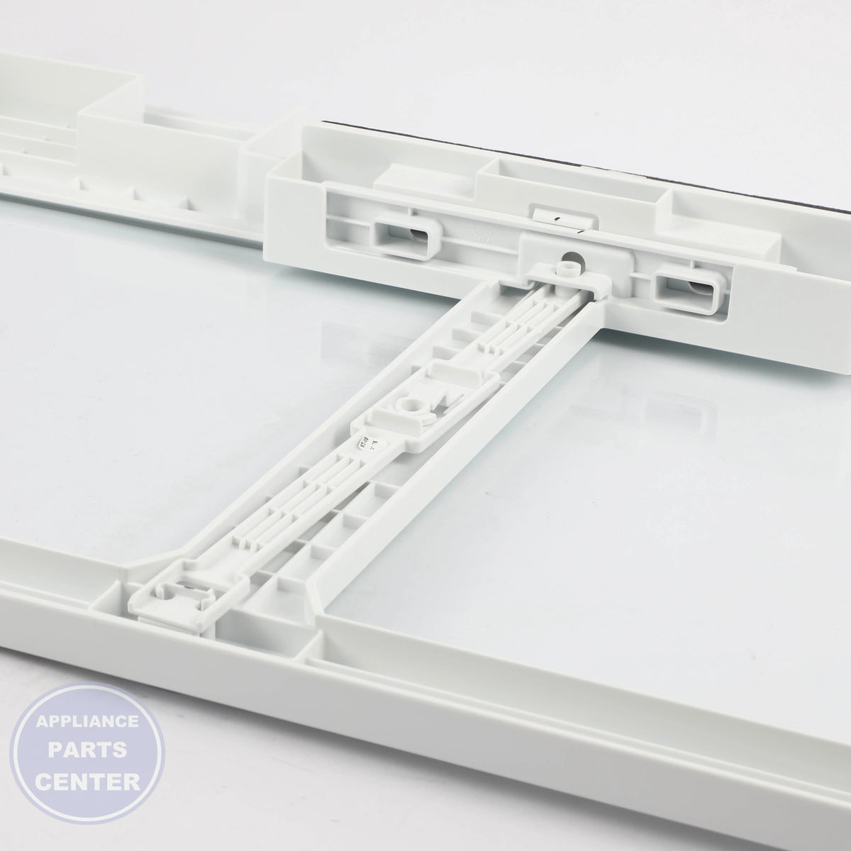 FULL-WIDTH DRAWER COVER WITH GLASS WR71X42037 - Detailed view of the high-quality glass material