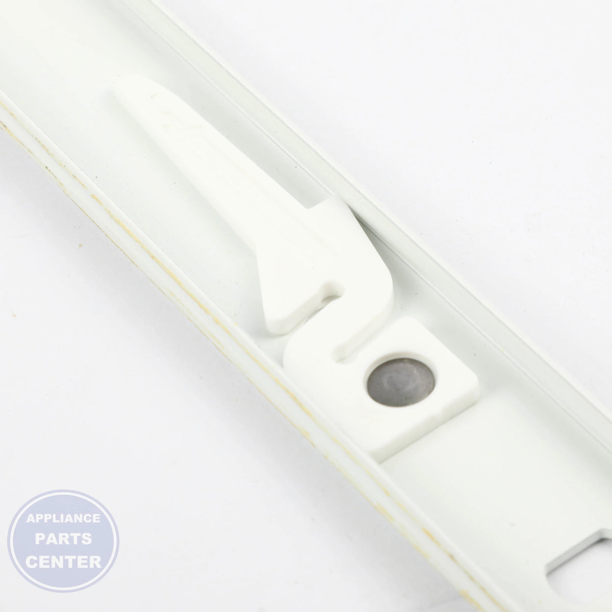 FRAME GUIDE SHORT SLID WR72X10123 - Detailed view of GEH compatible part