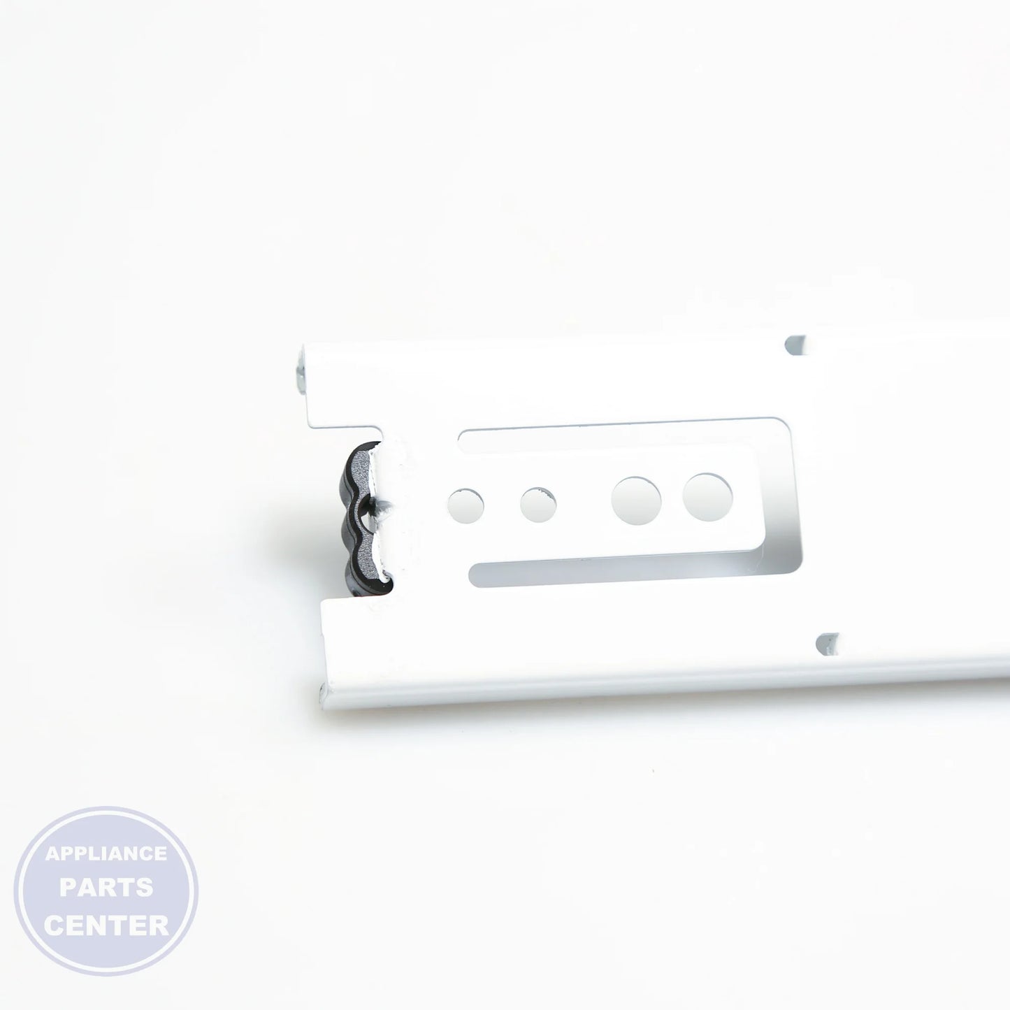 GEH SLDE ASM 12 WR72X10196 - Installation in GEH model showcasing key mounting points