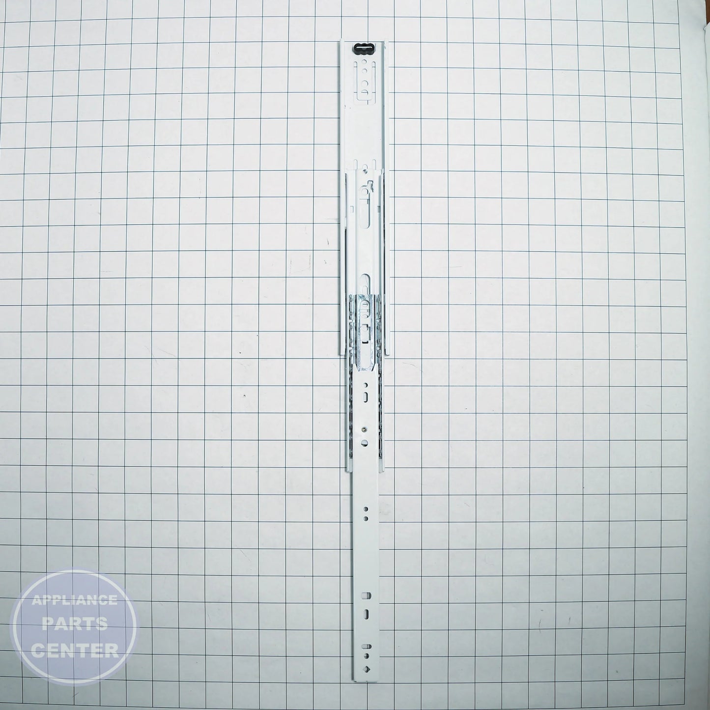 GEH SLDE ASM 12 WR72X10196 - Installation in GEH model showcasing key mounting points