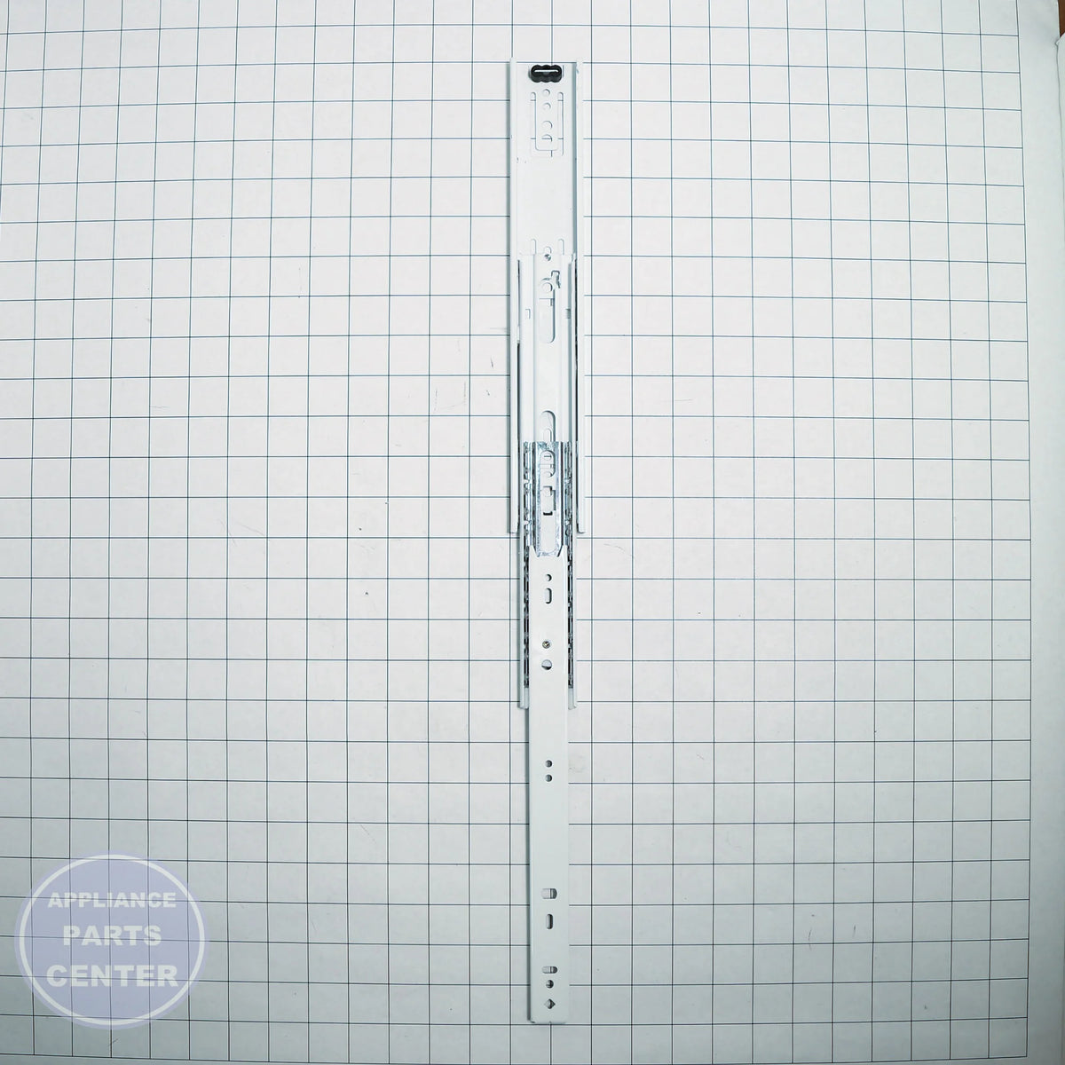 GEH SLDE ASM 12 WR72X10196 - Installation in GEH model showcasing key mounting points