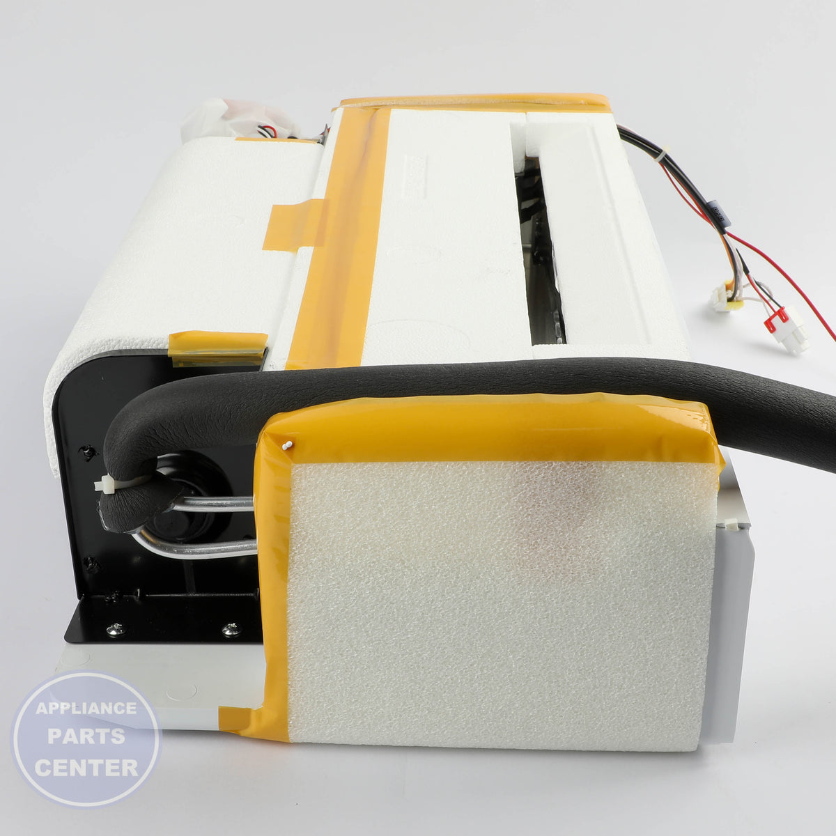 COMPLETE EVAP ASM FF WR85X10065 - Detailed view of efficient cooling component