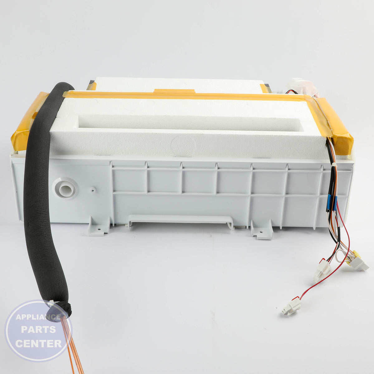 GEH COMPLETE EVAP ASM FF WR85X10065 - Installation in specific model showing key mounting points
