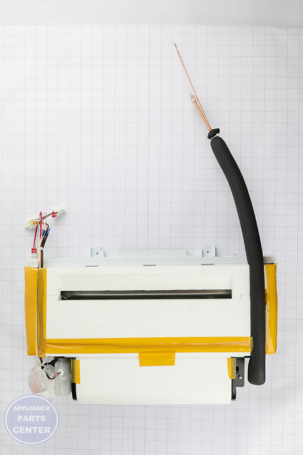 GEH COMPLETE EVAP ASM FF WR85X10065 - Installation in specific model showing key mounting points