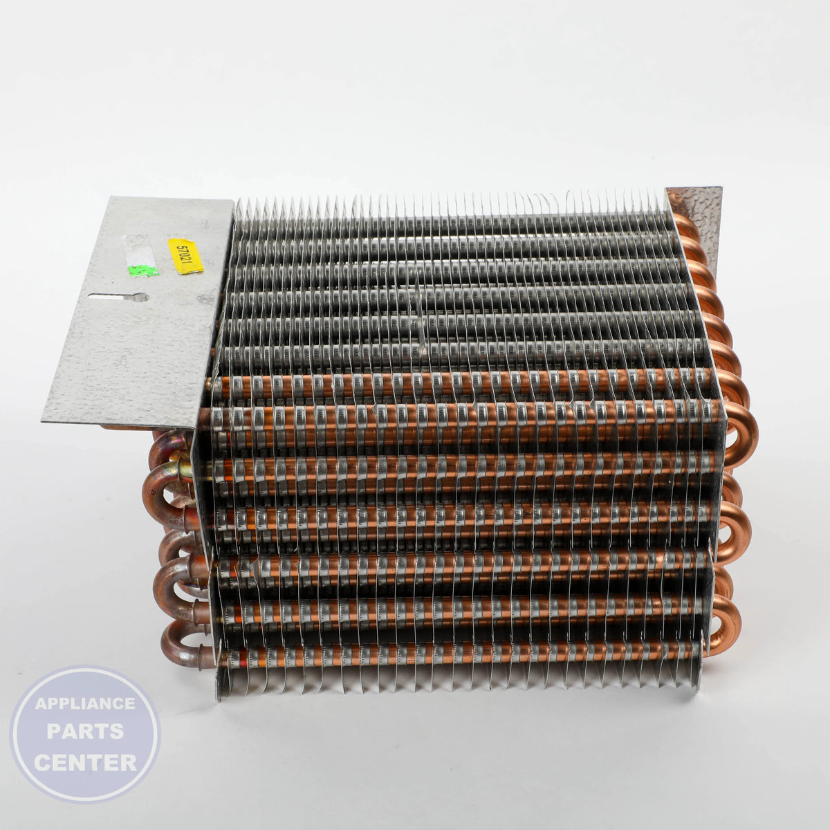 GEH EVAPORATOR SXS WR85X27895 - Installation in GEH models showing key mounting points