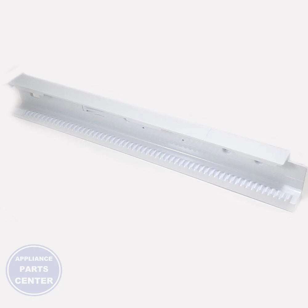 SAM Refrigerator COVER-RAIL LOW R;AW-PJT,ABS,-,-,-,-,-,-, DA63-04605A - Main view showing secure fit for specific models
